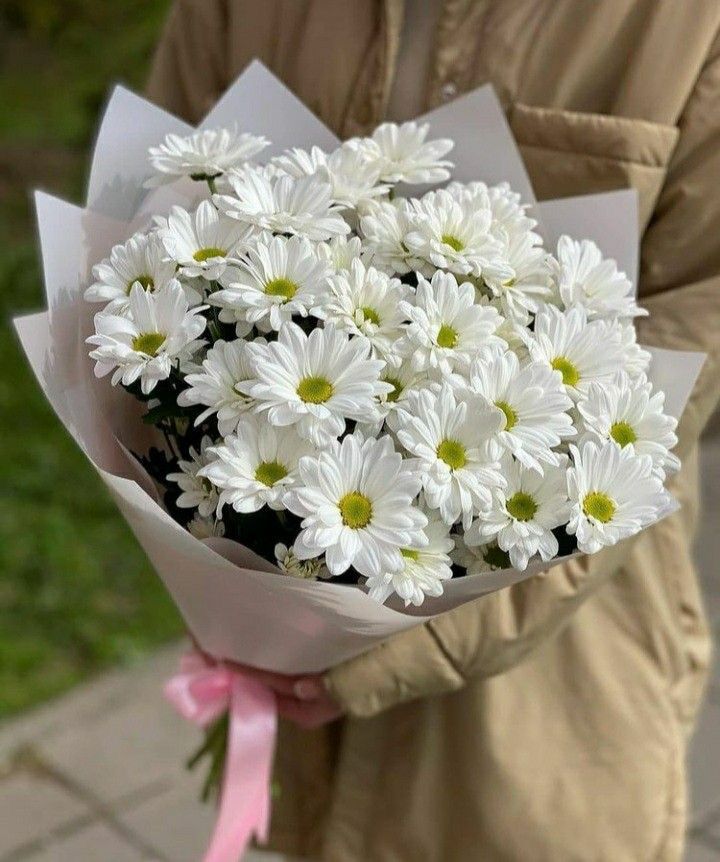 White Bouquet - Image 4